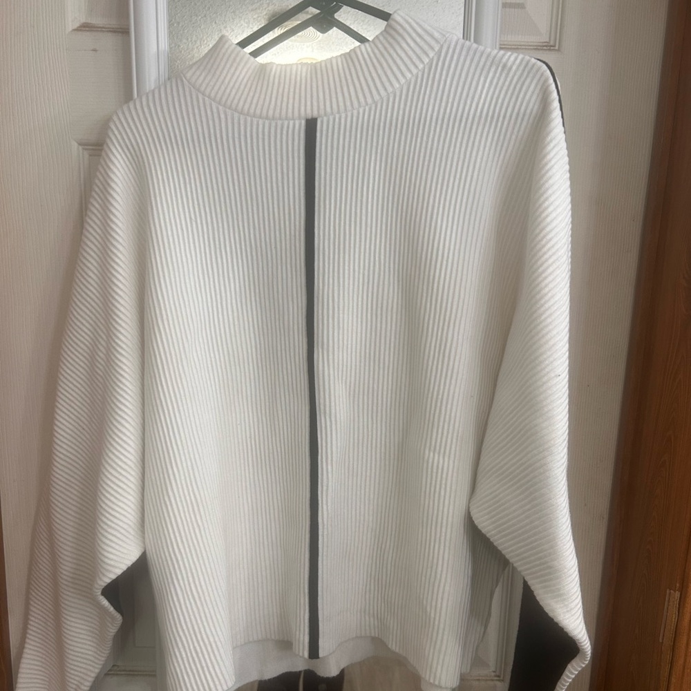 Philosophy Cream Ribbed Knit Top with Subtle Gray Trim